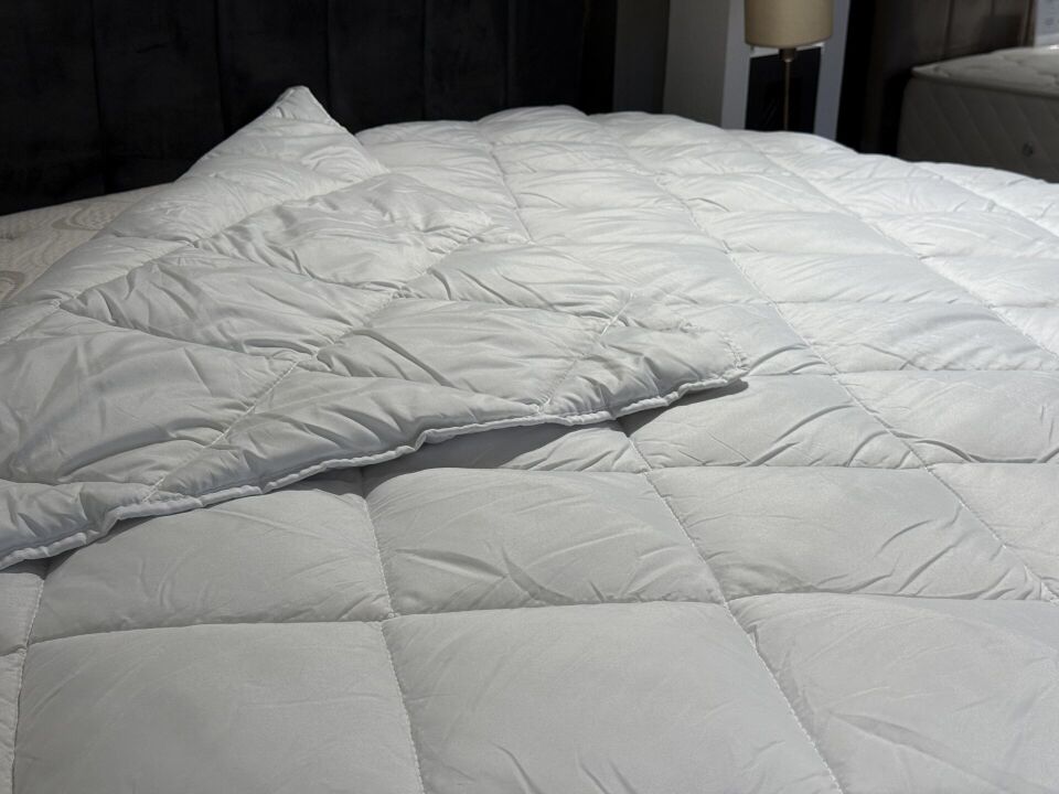 Zinde Microfiber Yorgan 155*215 Kendinden Biyeli Tek Kişilik