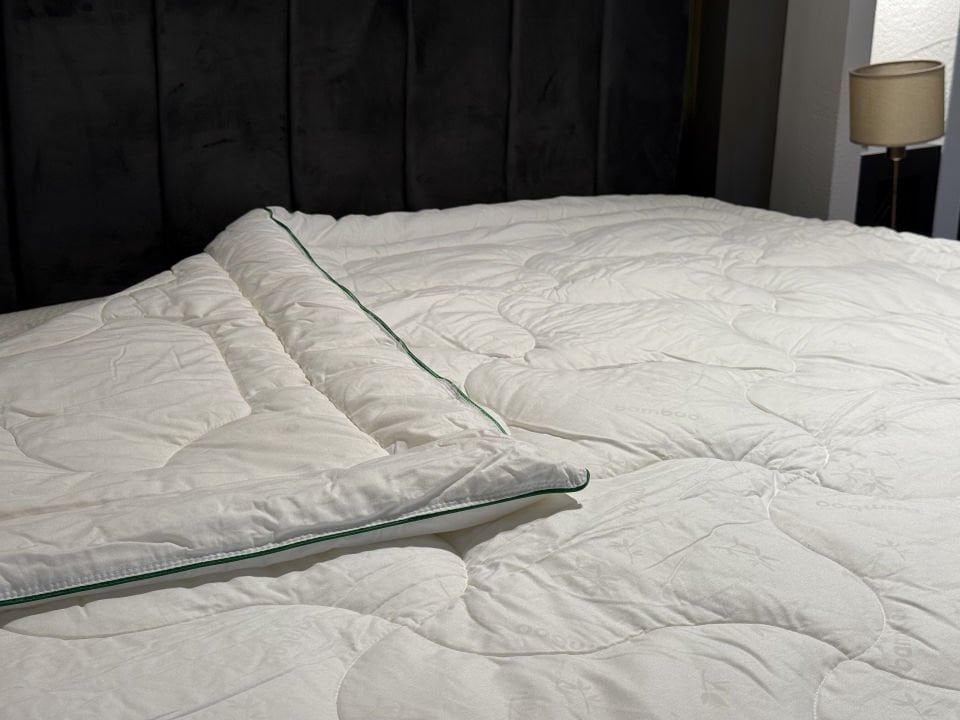 Zinde Bambu Yorgan 195*215 Saten Tek Biye Çift Kişilik